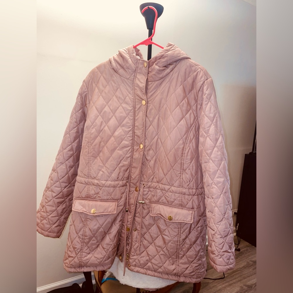 Elegant Pink Quilted Puffer Jacket